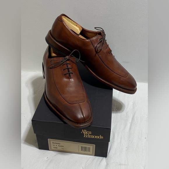 Allen Edmonds Berkeley Custom Dress Shoe - Picture 2 of 16